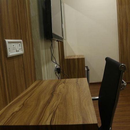 Hotel Himalaya آغارتالا المظهر الخارجي الصورة
