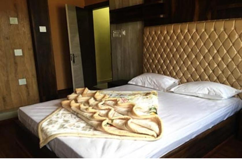 Hotel Himalaya آغارتالا المظهر الخارجي الصورة